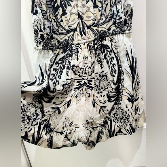Hale Bob Geri Halter Romper. Size small NWT - Picture 7 of 14